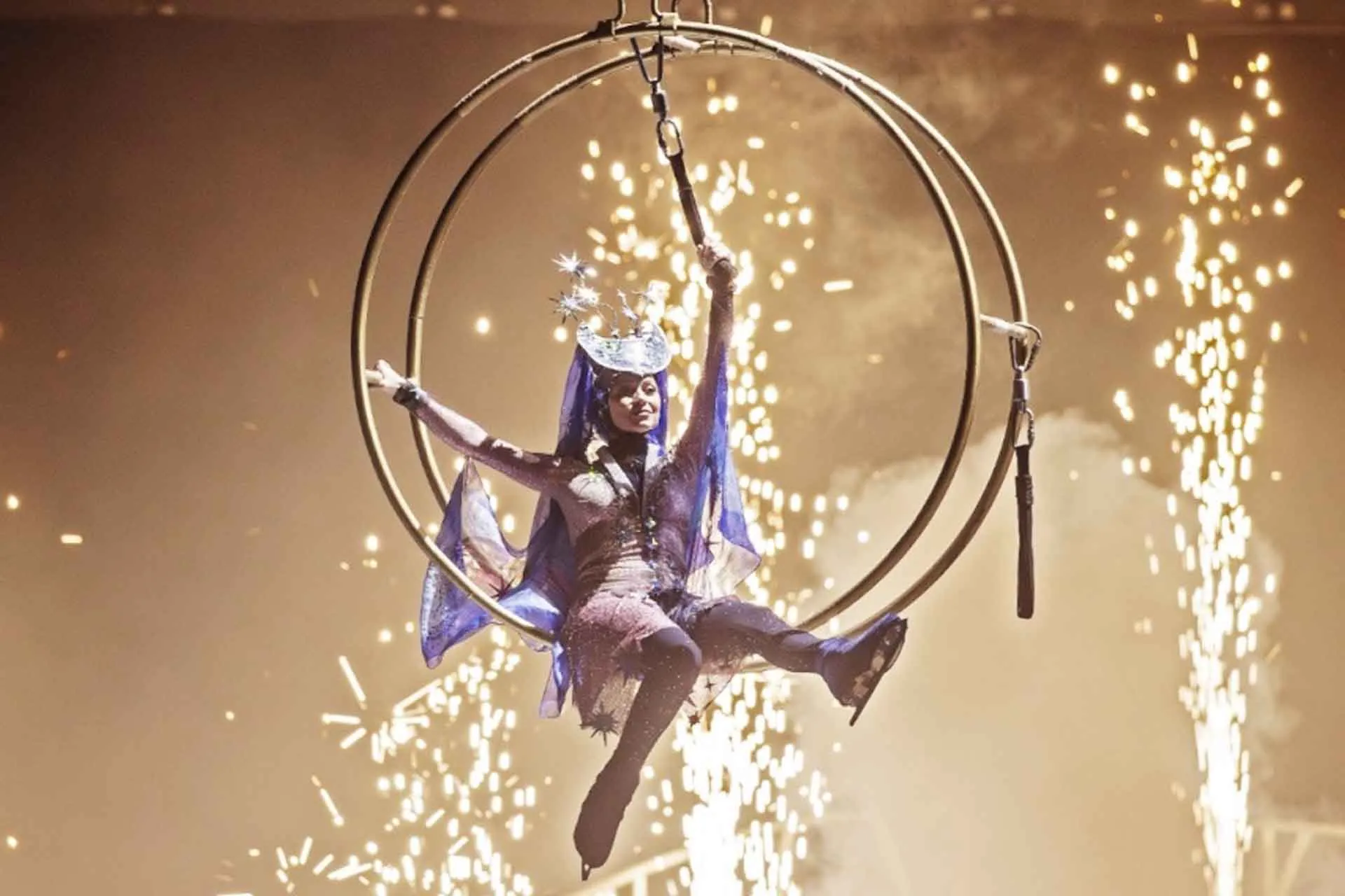 Билеты на&nbsp;спектакль &laquo;Золушка&raquo; вручили 255&nbsp;тысячам петербургских школьников