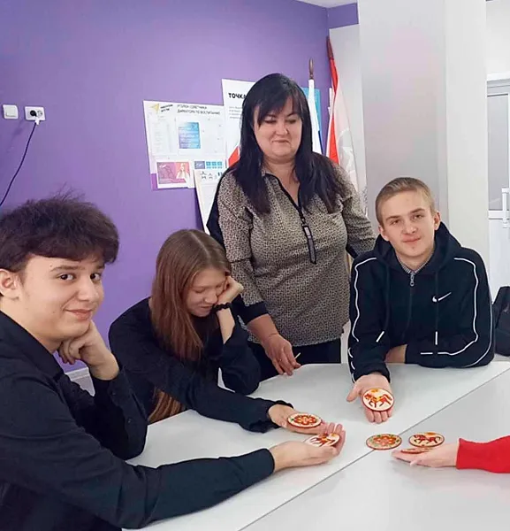 Дети из&nbsp;Богучарского района Воронежской области узнали о&nbsp;городецкой росписи