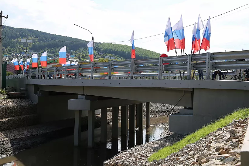 В&nbsp;Горно-Алтайске открыли обновленный мост на&nbsp;улице Фрунзе