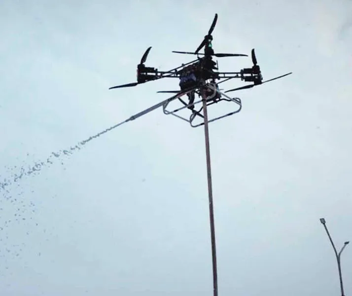 В&nbsp;Свердловской области испытали дрон для&nbsp;тушения резервуаров с&nbsp;горючим