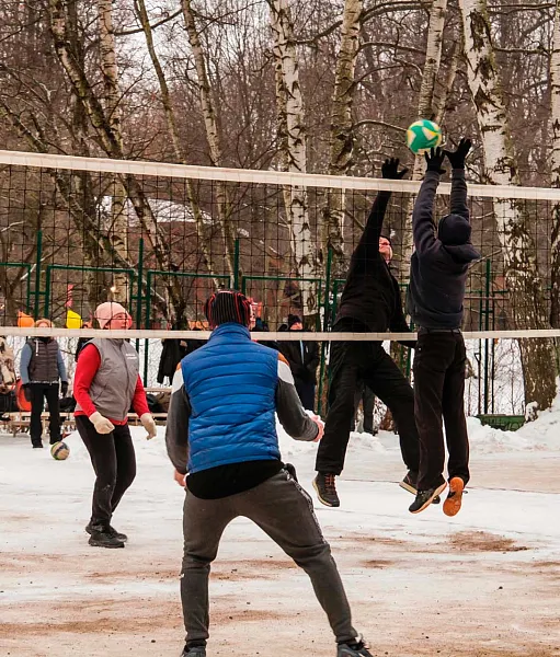 Чемпионат по&nbsp;волейболу для&nbsp;детей и&nbsp;взрослых прошел в&nbsp;Санкт-Петербурге