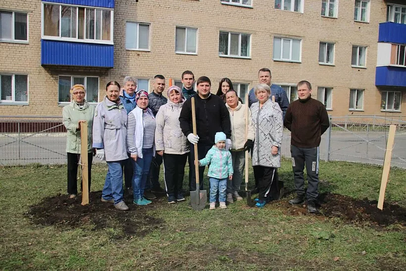 В&nbsp;городе Менделеевске Татарстана высадили 114&nbsp;саженцев деревьев