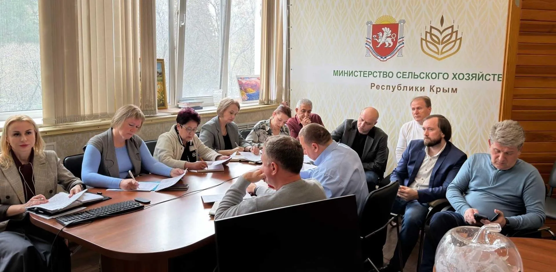  Аппарат Совета министров Республики Крым