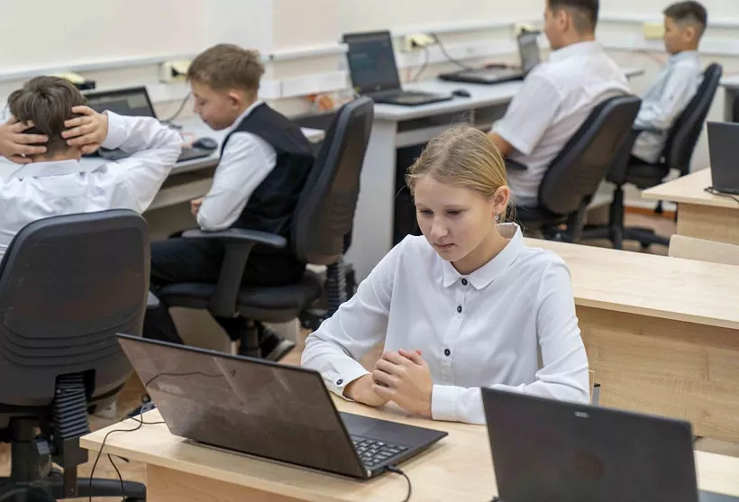 Сахалинские школьники познакомились с&nbsp;работой облачных сервисов