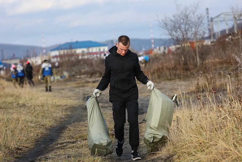 Более 11&nbsp;тысяч жителей Магадана поучаствовали в&nbsp;уборке города