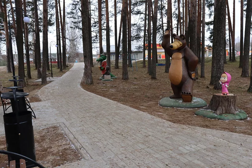 В&nbsp;селе Кичменгский Городок Вологодской области благоустроили сосновый парк