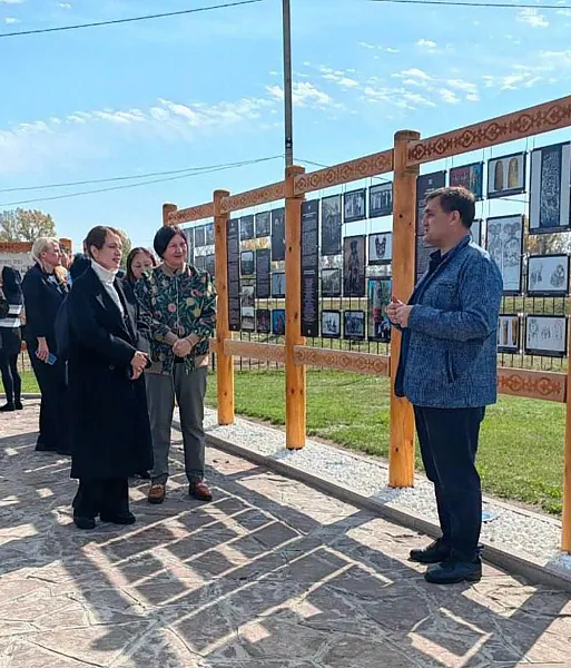 В&nbsp;хакасском музее-заповеднике &laquo;Хуртуях тас&raquo; открылась уличная экспозиция