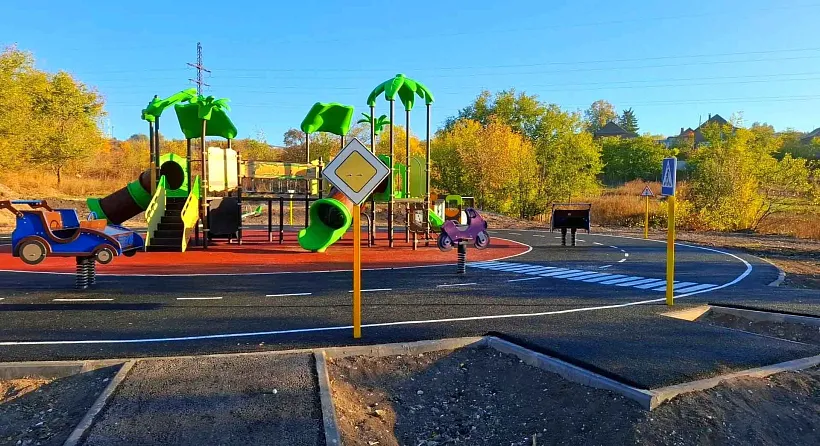 В&nbsp;Вольске Саратовской области обустроили детские площадки и&nbsp;пешеходную зону