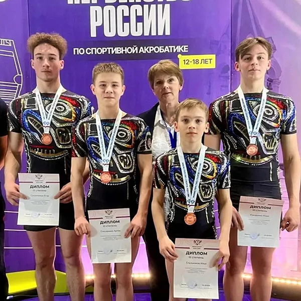 Калининградские акробаты завоевали серебро и&nbsp;бронзу первенства России