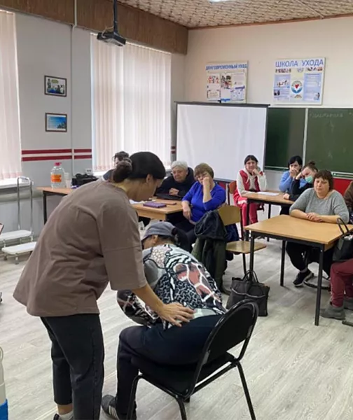 Почти 30&nbsp;жителей Зверева Ростовской области научились ухаживать за&nbsp;пожилыми