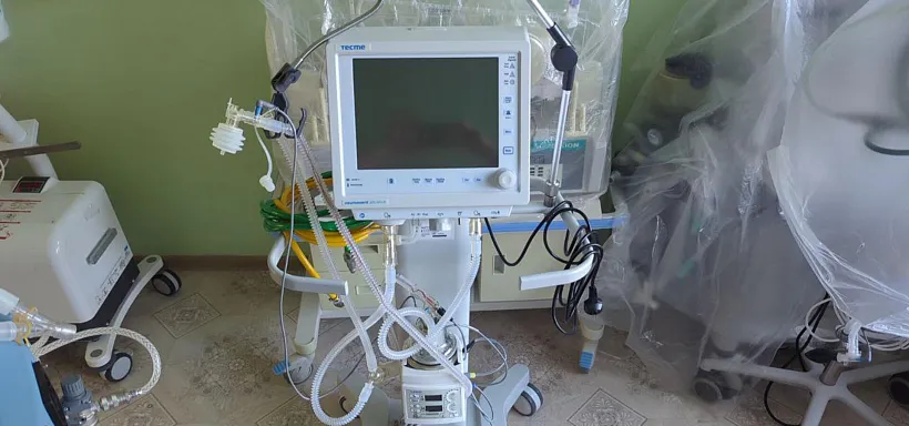 В&nbsp;больницу села Варна Челябинской области поступил аппарат ИВЛ