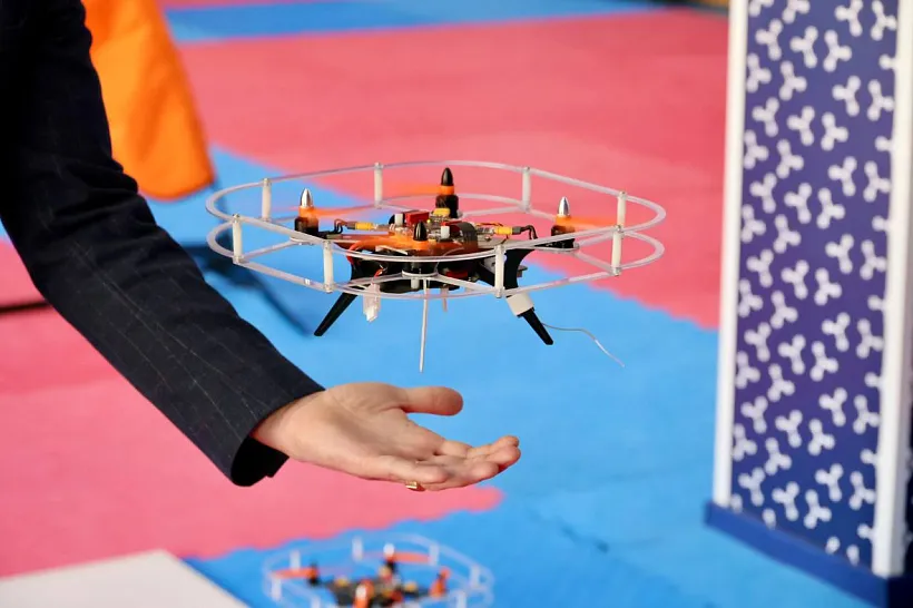 В&nbsp;Челябинске более 500&nbsp;школьников обучили сборке дронов и&nbsp;управлению ими