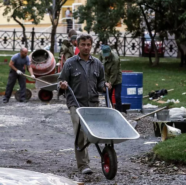 В&nbsp;Колпине Санкт-Петербурга привели в&nbsp;порядок три сквера