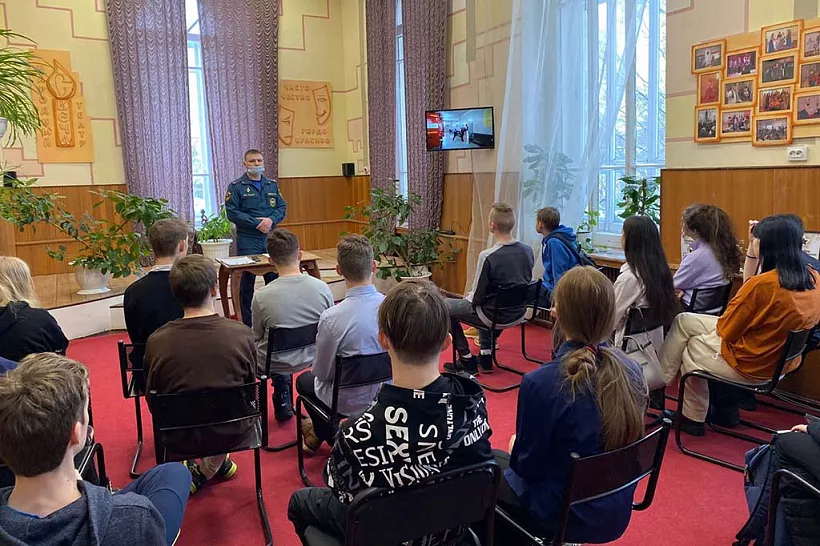 Более 100&nbsp;школьников посетили &laquo;Ярмарку профессий&raquo; в&nbsp;Вологодской области