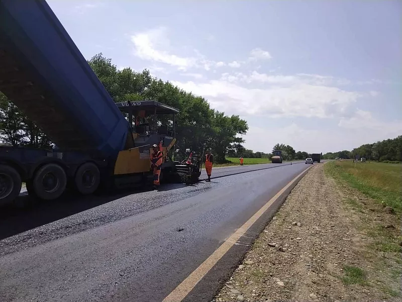 На&nbsp;Ставрополье отремонтировали около 60&nbsp;км дорог по&nbsp;новейшим технологиям