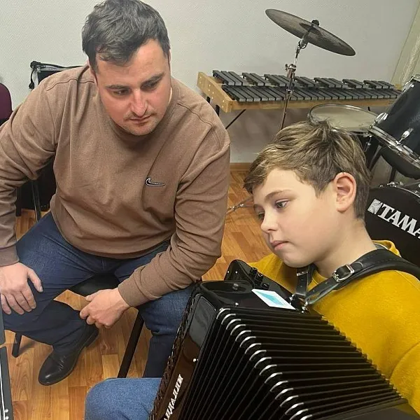 Челябинские школы искусств получили новое оборудование