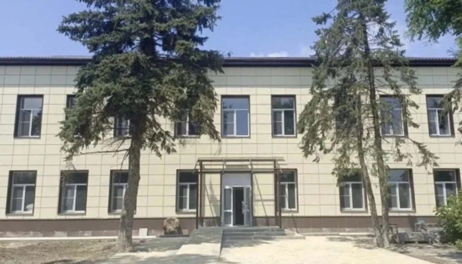 Администрация муниципального образования Ейский район