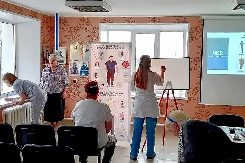 Жители Тюменской области обучились в&nbsp;школе для&nbsp;пациентов с&nbsp;диабетом