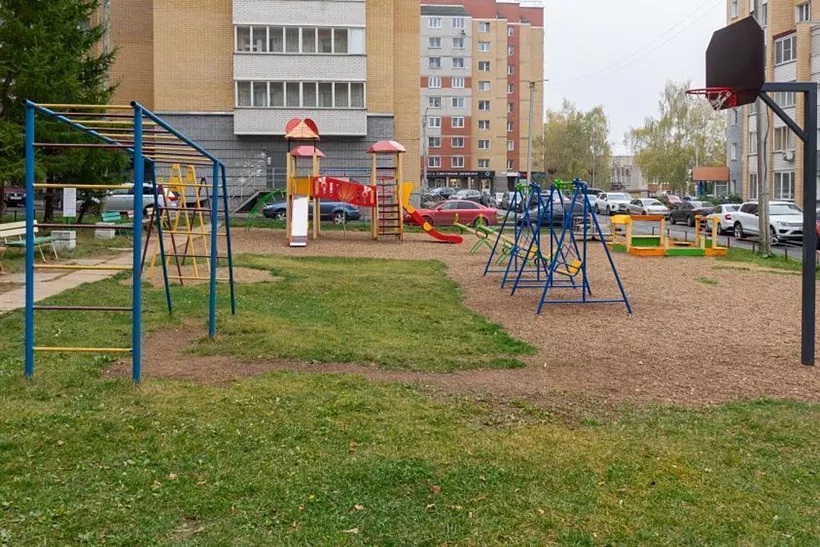 В&nbsp;Кирове благоустроили дворовую территорию