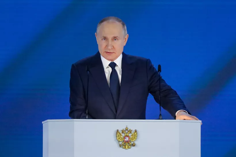 Путин: в&nbsp;ближайшие три года в&nbsp;села поступят дополнительно 5&nbsp;тыс. машин скорой помощи