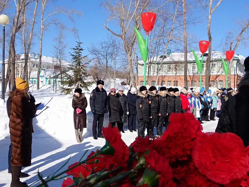 В&nbsp;Николаевске-на-Амуре благоустроили центральную аллею сквера
