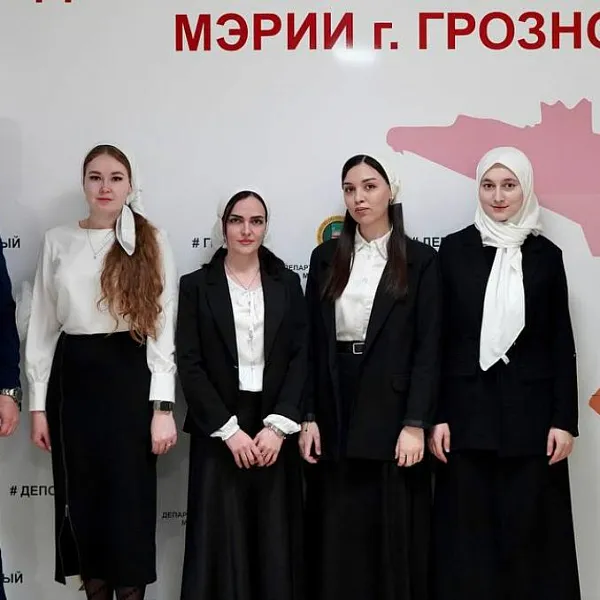 Пeдагоги из&nbsp;Чечни прошли в&nbsp;очный этап всероссийского конкурса