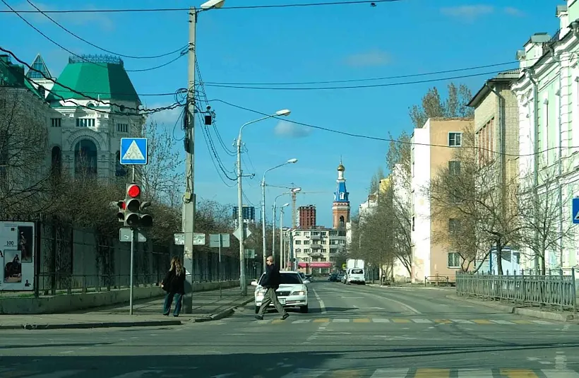 В&nbsp;Астрахани стартовал ремонт дороги на&nbsp;Коммунистической улице 
