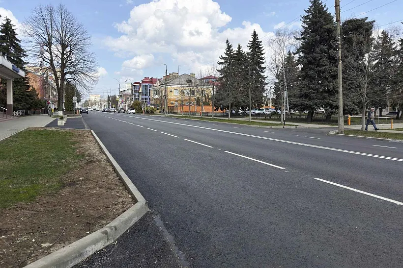 В&nbsp;Майкопе обновили улицу Жуковского