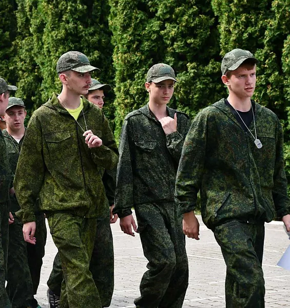 Школьники Белгородской области прошли курсы начальной военной подготовки