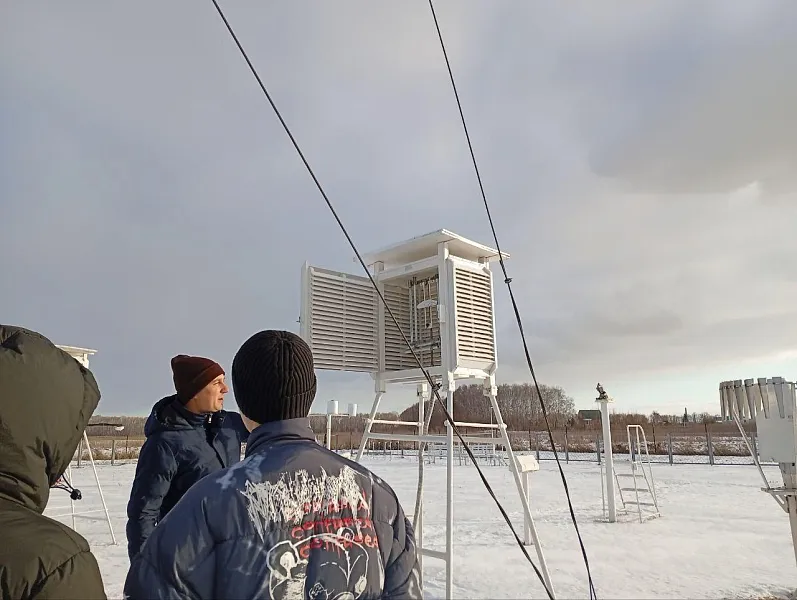 Резиденты центра &laquo;Сириус 55&raquo; ознакомились с&nbsp;работой Омской метеостанции