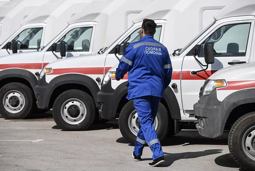 Районные больницы Томской области получили восемь машин