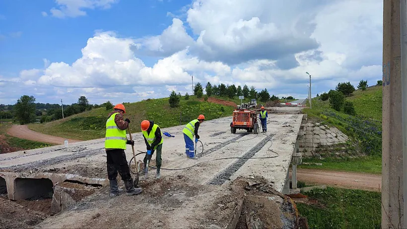 В&nbsp;Пермском крае ремонтируют мост через реку Карпаты