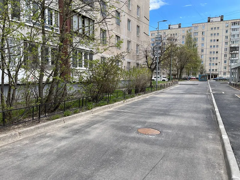 Двор в&nbsp;Санкт-Петербурге улучшили по&nbsp;просьбам горожан