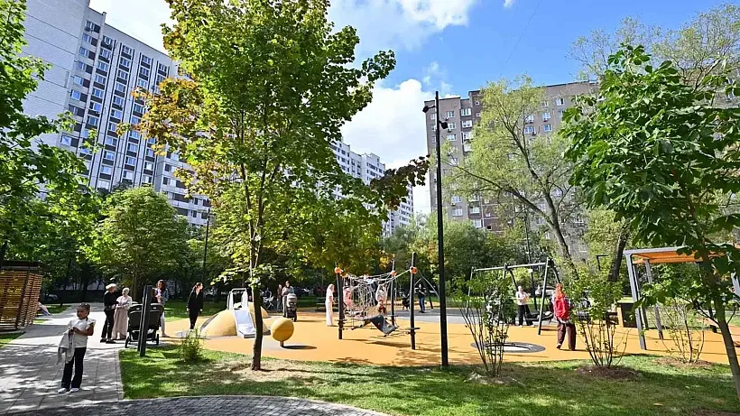 В&nbsp;подмосковном Реутове открыли обновленный Каштановый сквер