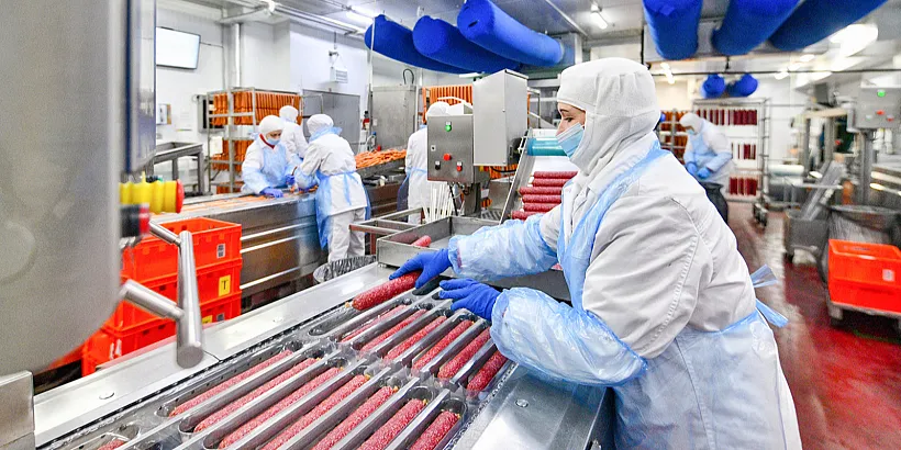 Московский завод мясных полуфабрикатов увеличил объем выпуска продукции
