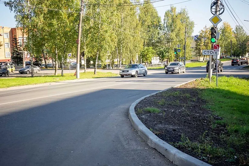 В&nbsp;Кирове отремонтировали участок дороги на&nbsp;улице Советской