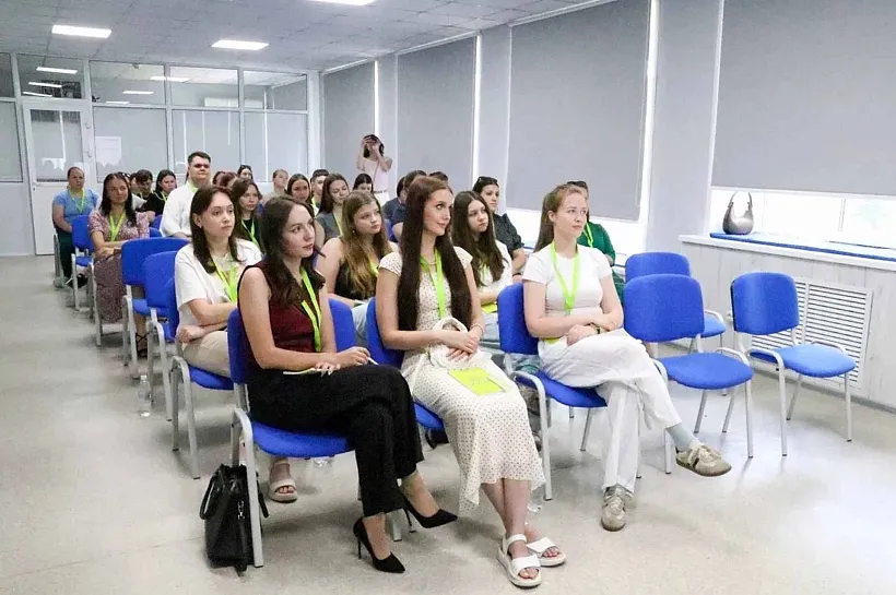 В&nbsp;Биробиджане завершились занятия в&nbsp;Школе молодых предпринимателей