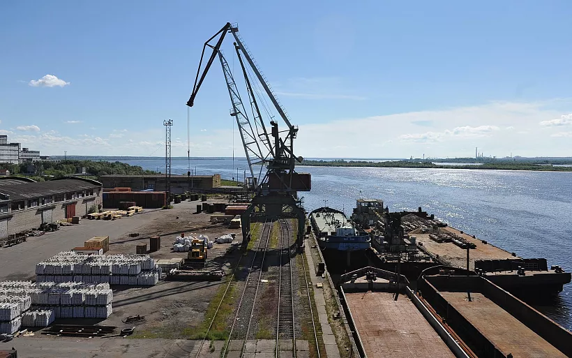 Речной порт в&nbsp;Югре увеличил скорость поставки сырья