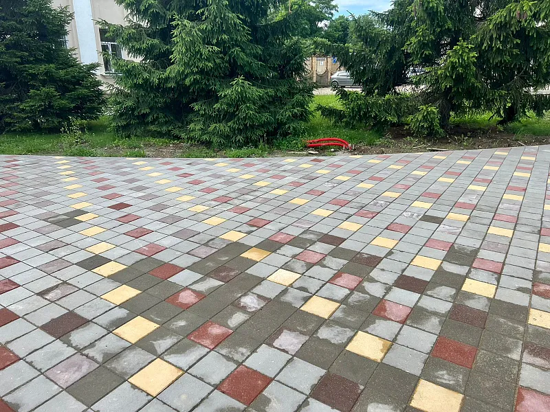 В&nbsp;городе Апшеронске на&nbsp;Кубани обновляют бульвар