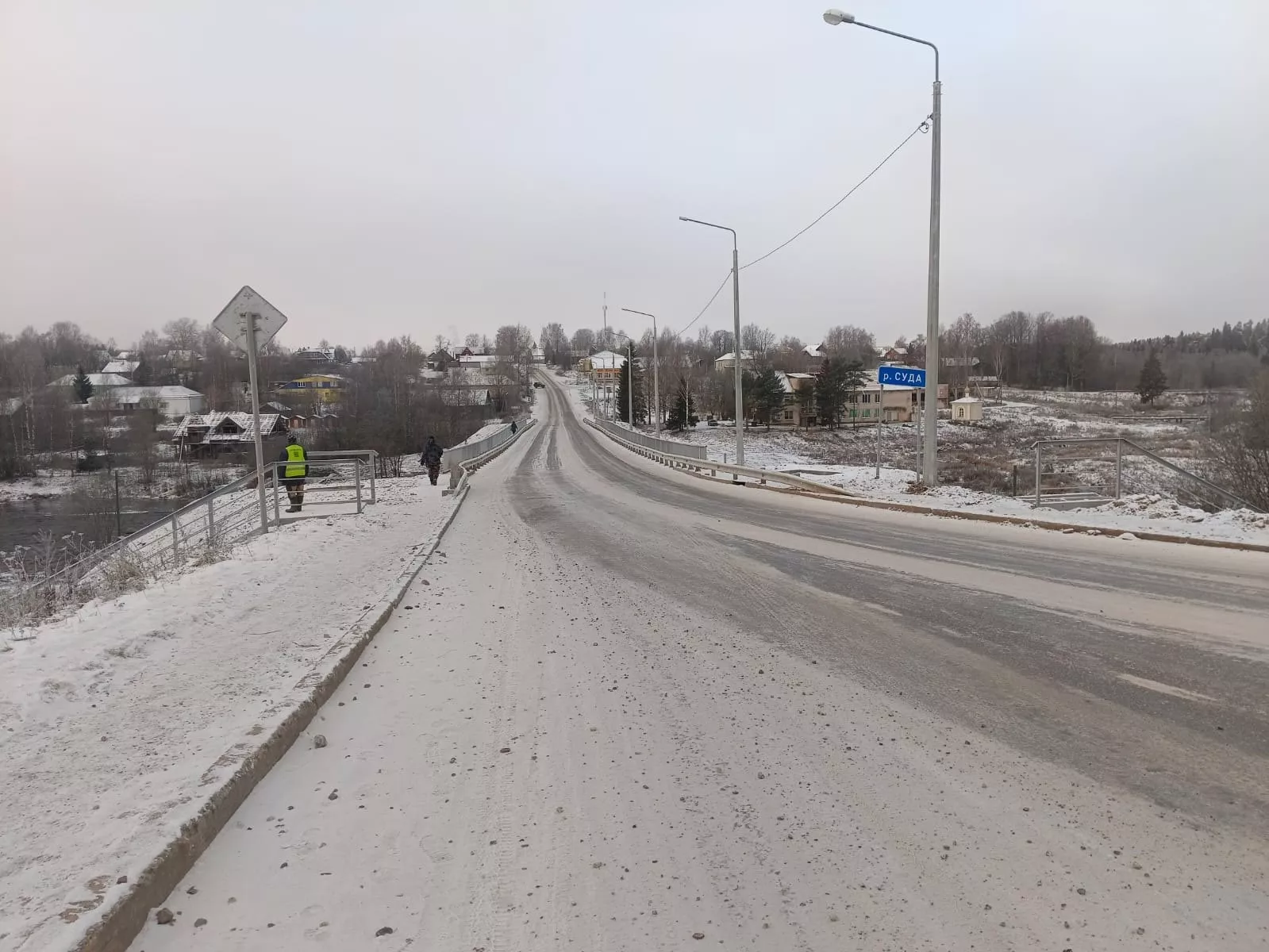В&nbsp;Вологодском селе отремонтирован мост через реку Суду