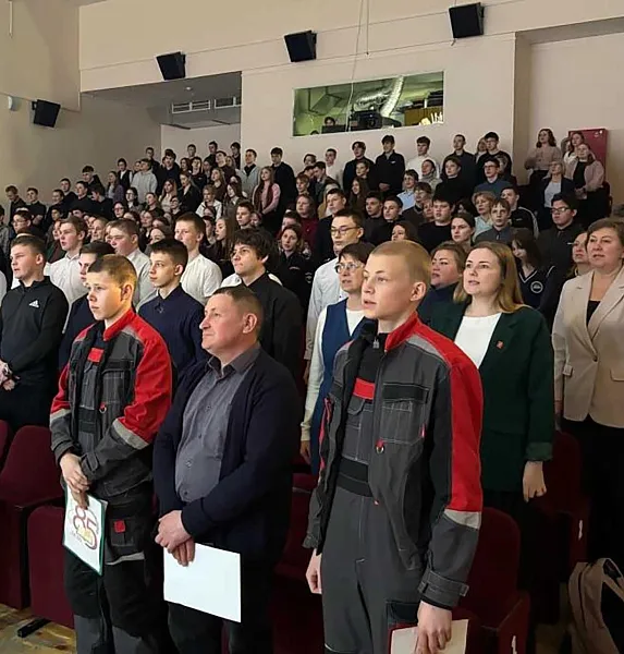 Более 150&nbsp;будущих выпускников посетили ярмарку профессий в&nbsp;селе Ижма в&nbsp;Коми