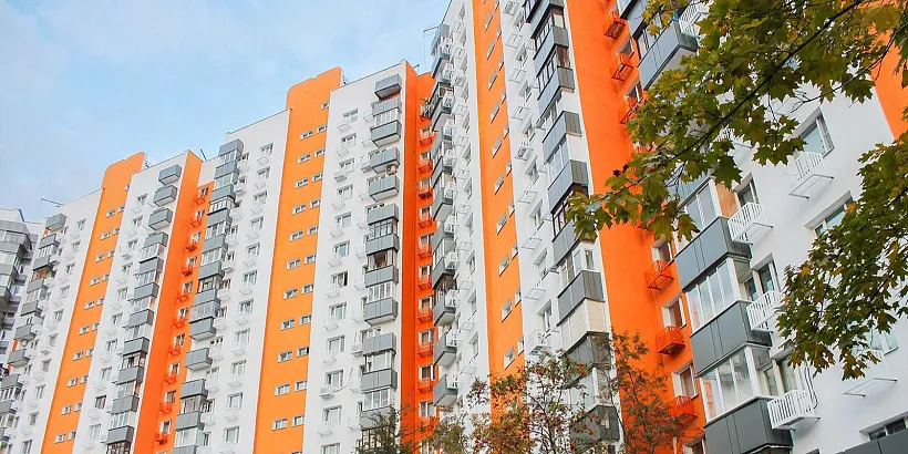 На&nbsp;Пятницком шоссе в&nbsp;Москве обновят фасады 3&nbsp;жилых домов
