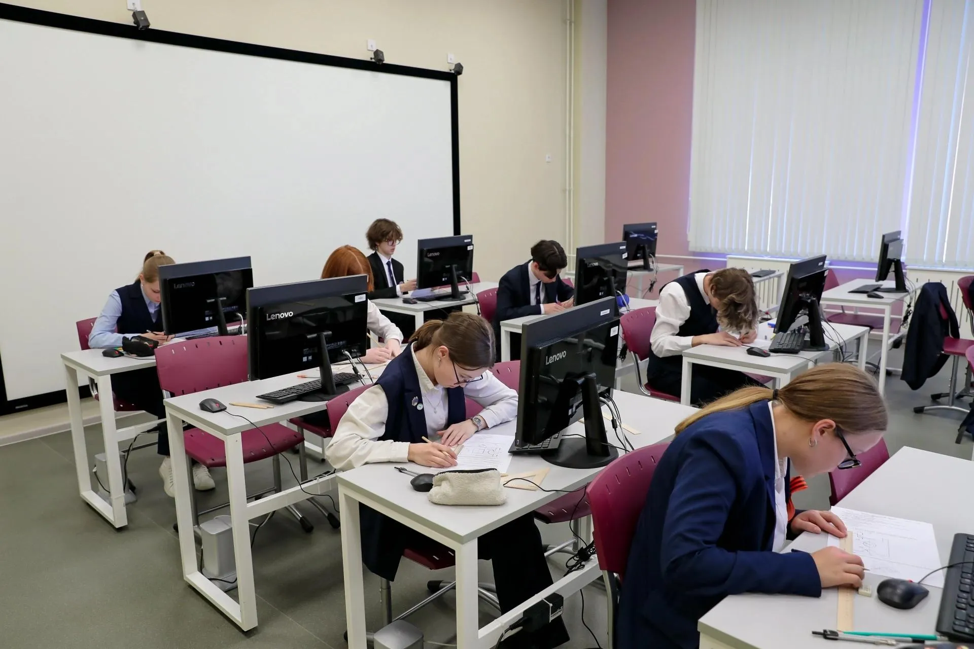 Комитет по образованию Санкт-Петербурга