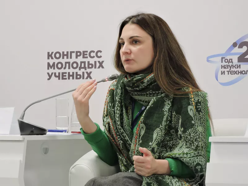 Проректор РГГУ предложила разгрузить учителей, пишущих диссертацию