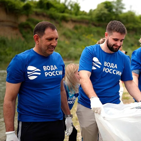 В&nbsp;Курской области на&nbsp;берегу реки Сейм провели акцию &laquo;Вода России&raquo;