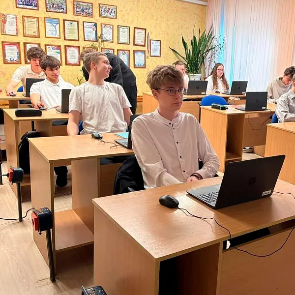 В&nbsp;Екатеринбурге школьники изучают алгоритмы работы рекомендательных систем