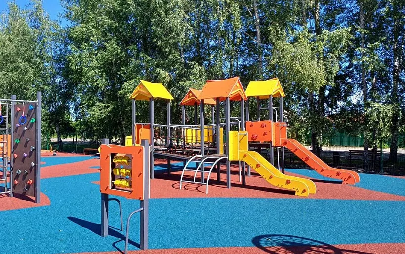 В&nbsp;поселке Екатериновка Саратовской области появилась игровая зона для&nbsp;детей