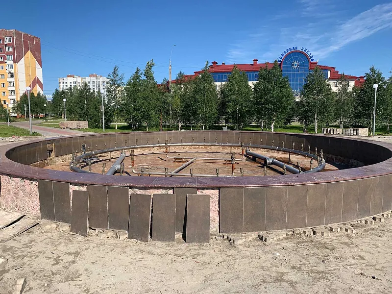 В&nbsp;Усинске Республики Коми благоустраивают территорию городского фонтана