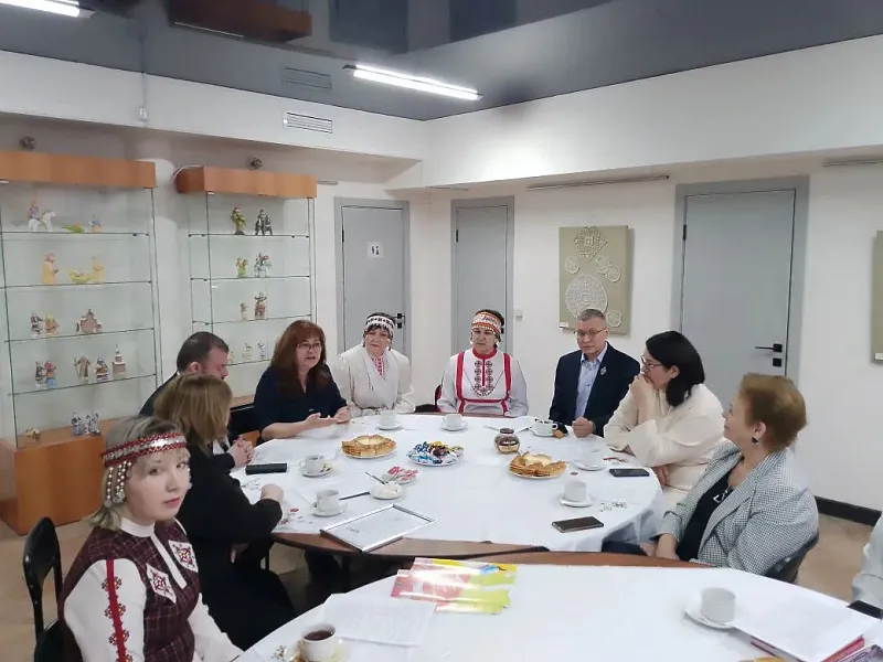 Делегация из&nbsp;Чувашии поучаствовала в&nbsp;форуме учителей родных языков