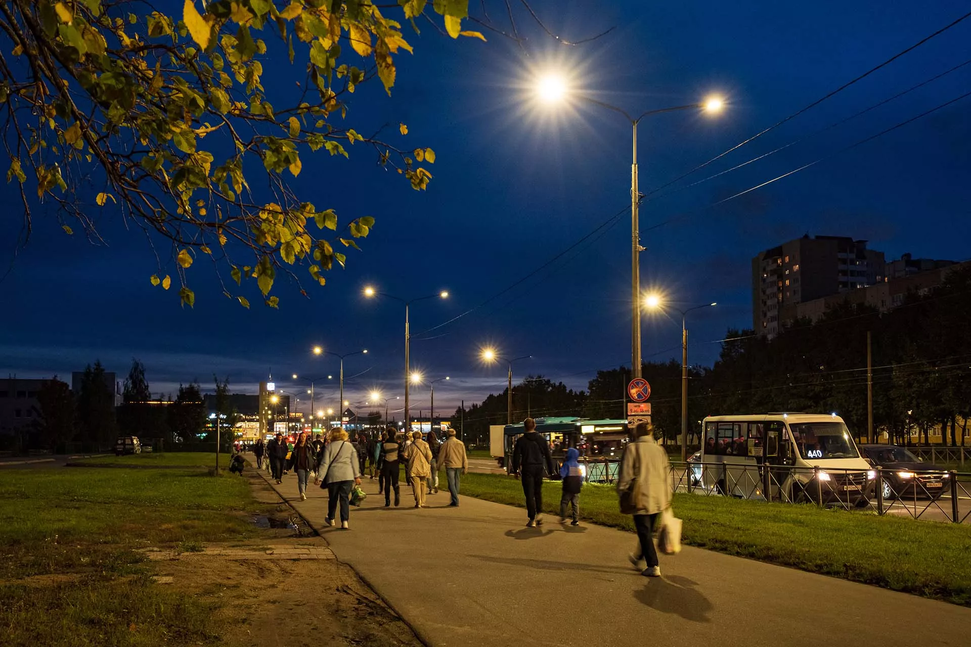 На&nbsp;Прибрежной улице в&nbsp;Санкт-Петербурге установили новые светодиодные фонари